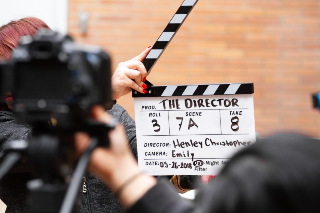 Read more about the article 4 Essential Tips For Hiring The Right Video Production Company For Your Business