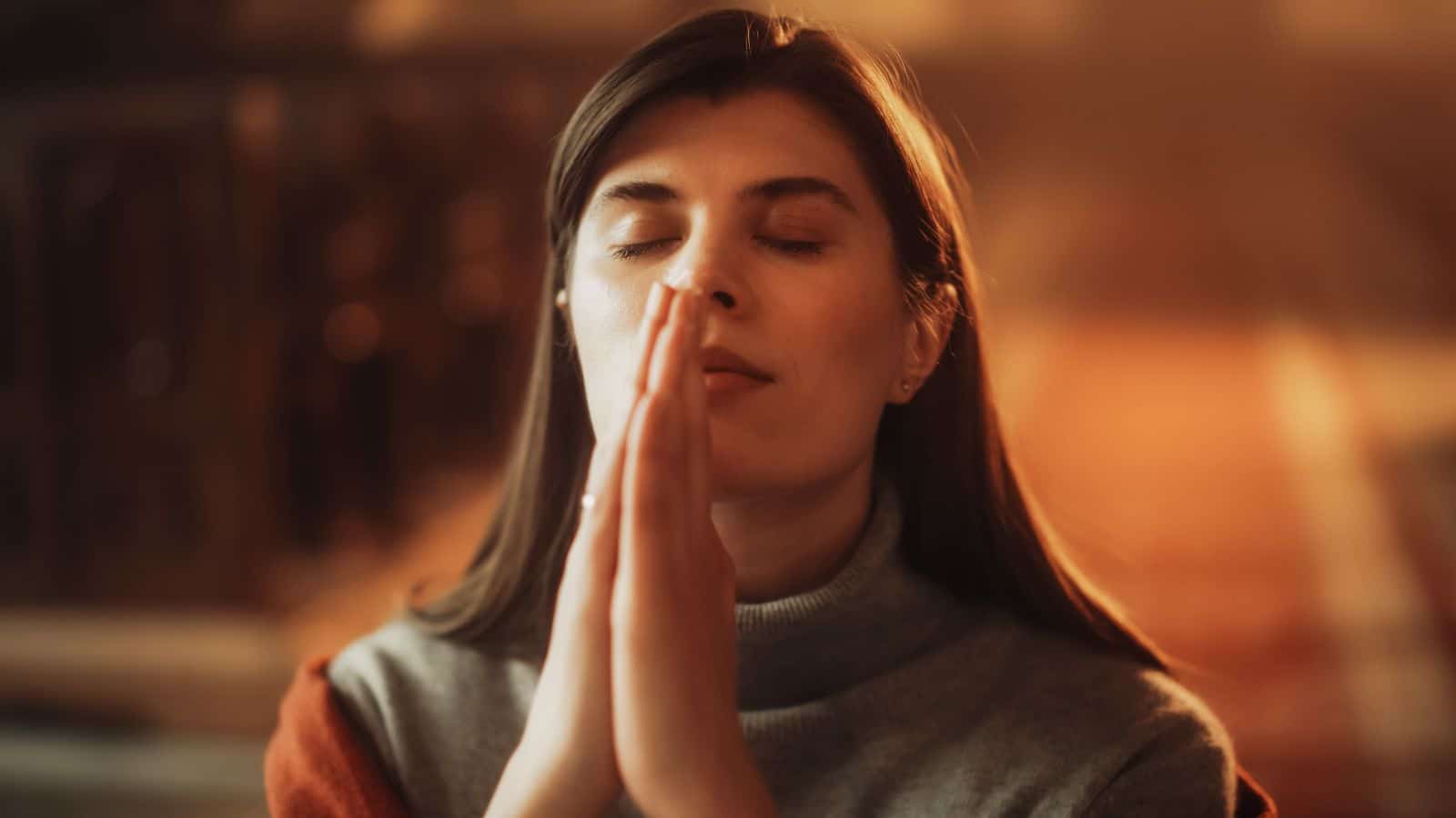 Decade-Long Study Reveals the Impact of Religion on Cognitive Health 3