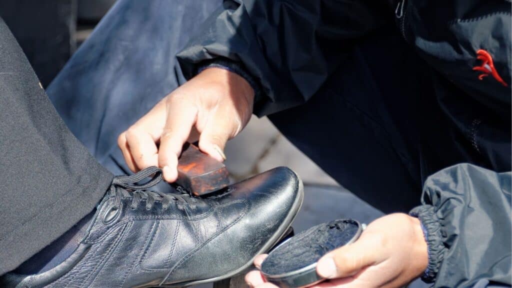 25 Beloved Traditions That Faded Away with Our Grandparents 12