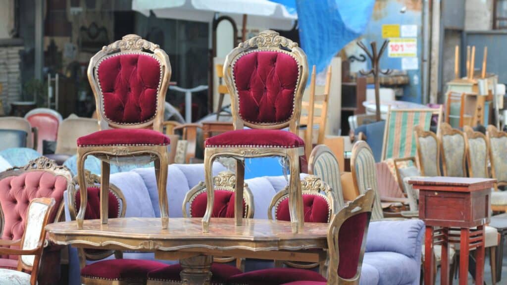 21 Things Kids Dread Inheriting When Their Parents Pass 19