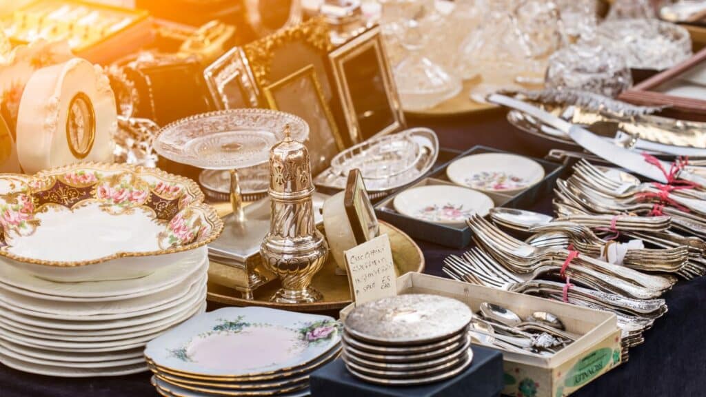 21 Things Kids Dread Inheriting When Their Parents Pass 1