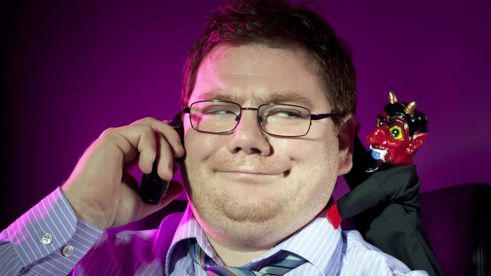 21 Not-So-Obvious Simple Actions That Show Who Someone Really Is 1